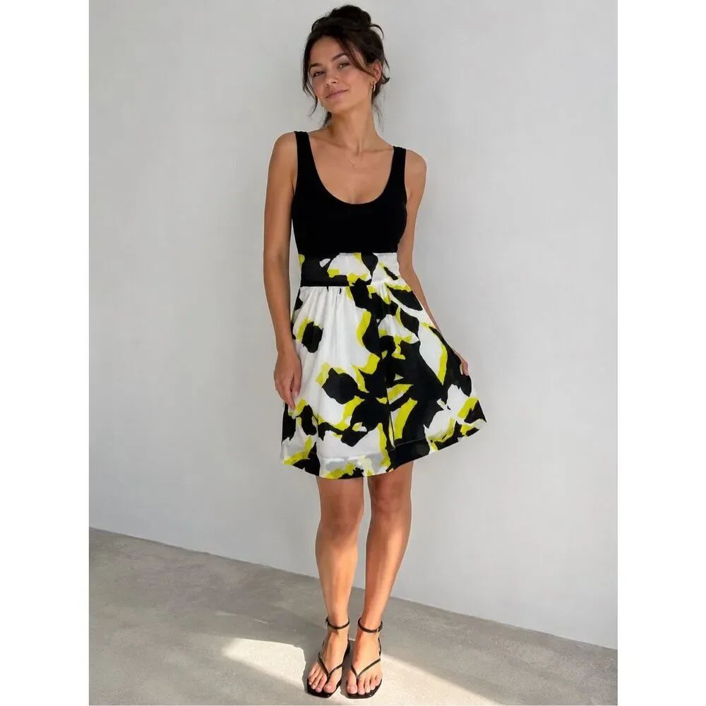 Express Black & White Floral Sleeveless Fit & Flare Dress Size 00 Cotton Lined